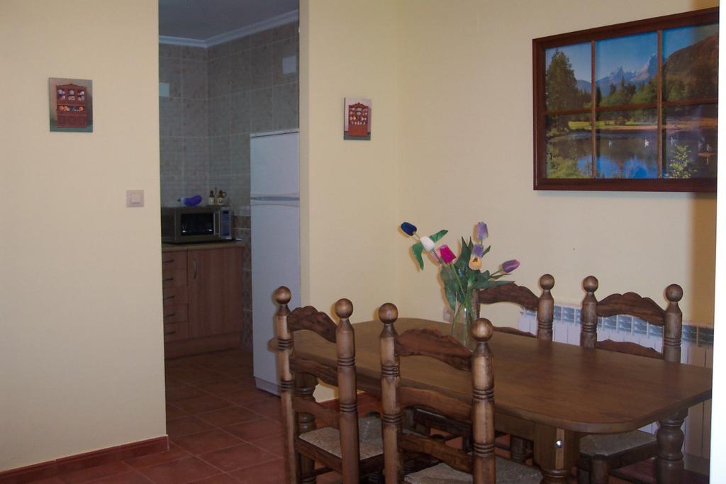 Casas Rurales Montemayor Casas de Lázaro Pokoj fotografie